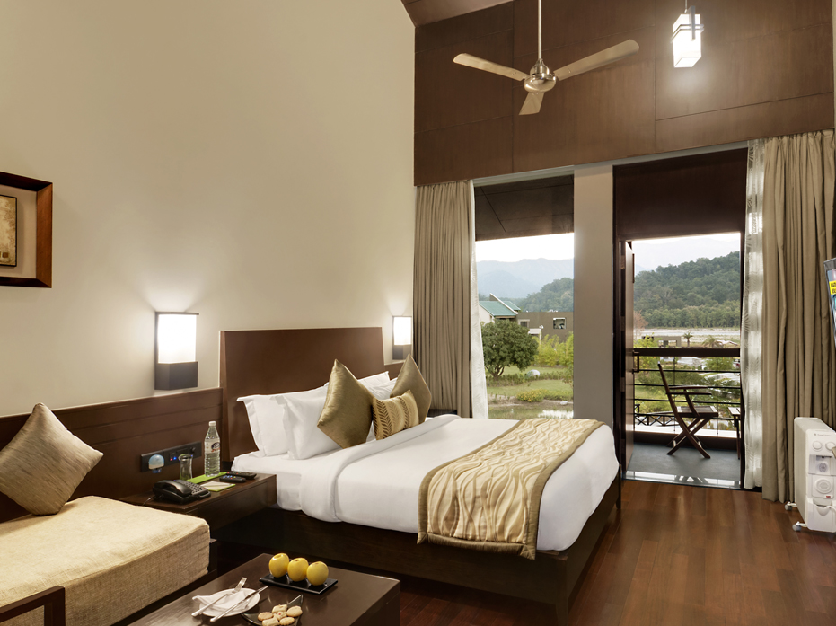 PREMIUM ROOMS